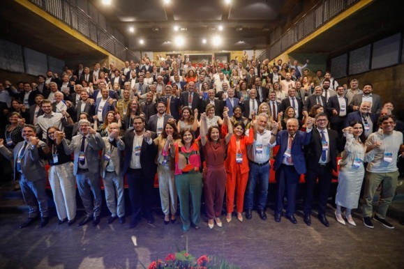 Governadora Raquel Lyra reúne 1º e 2º escalões do governo para debater as prioridades da gestão