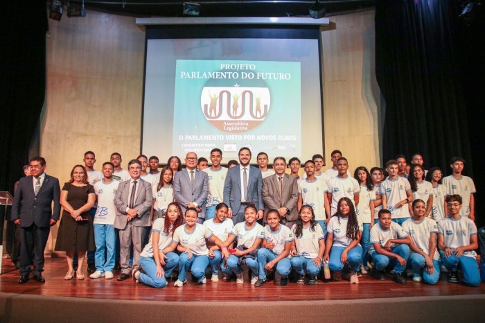 Projeto “Parlamento do Futuro” busca promover a formação cidadã e política dos estudantes
