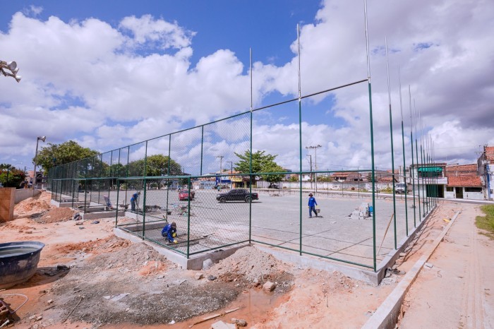 Obras de requalificação do campo da Gleba C estão 50% concluídas