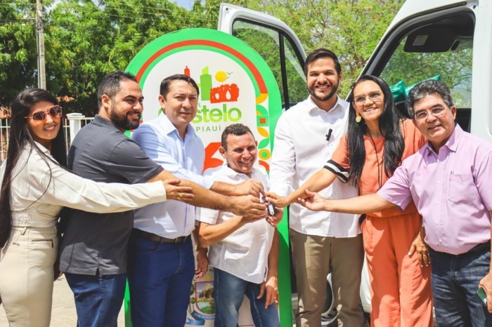 Seid entrega van adaptada para pessoas com deficiência em Castelo do Piauí