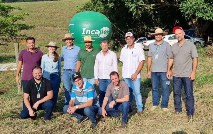 12/09/2023 17h58 Programa de Desenvolvimento Sustentável da Cadeia do Leite no Estado chega a Vila Pavão 