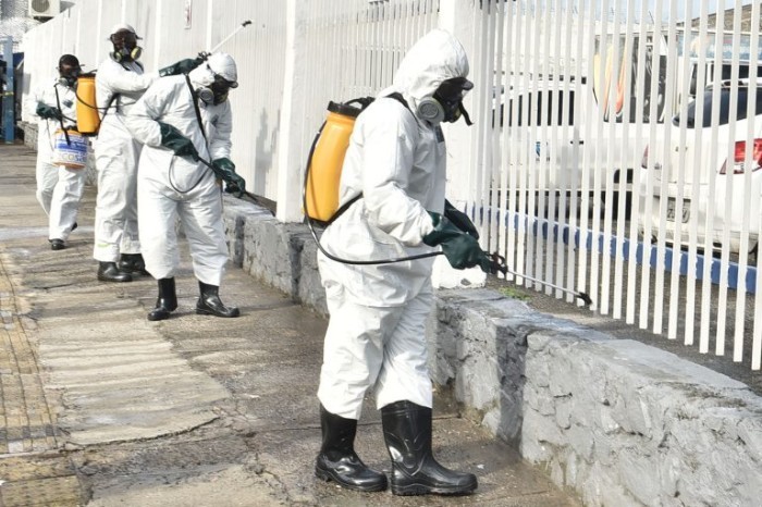 Ação de desinfecção em ruas durante a pandemia de Covid-19 - (Foto: Max Haack/Prefeitura de Salvador)