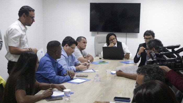 Grupo de Trabalho para Revisão de Lei Orgânica reúne-se com representante da Sedec