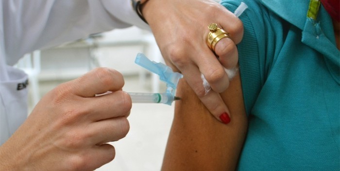 Unidades de saúde estão com estoque reduzido para vacinação contra varicela