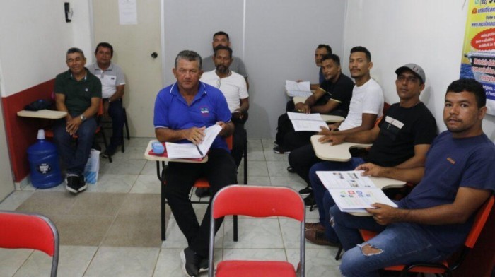 Governo do Estado e Federação Amazonense de Pesca Esportiva firmam parceria para qualificação de pescadores e ribeirinhos
