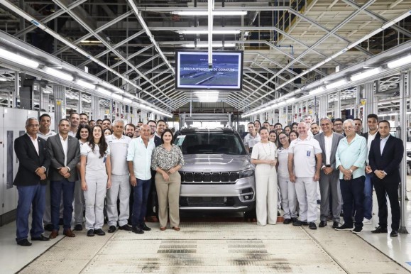 Governadora Raquel Lyra destaca o fortalecimento de Pernambuco como polo de desenvolvimento em visita a indústrias na RMR e Zona na Mata