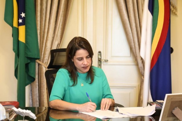 Governo anuncia redução e isenções no IPVA, além de parcelamento de dívidas do imposto em até 60 meses