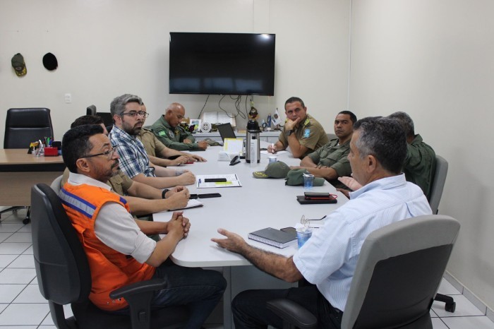 Governo discute a construção do protocolo de emprego de aeronaves para a gestão mais eficiente das ações de emergência