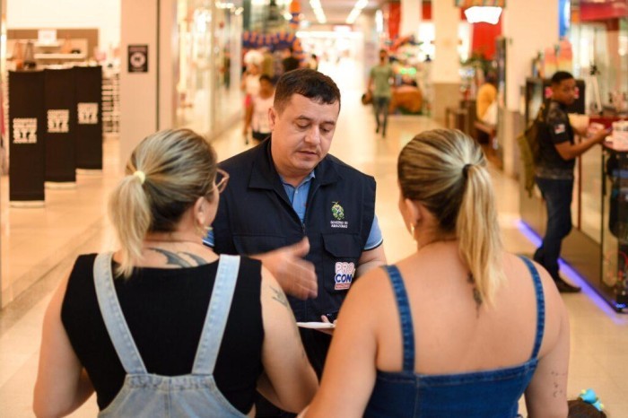 Dia do Cliente: Procon-AM realiza ação educativa de conscientização sobre os direitos do consumidor 