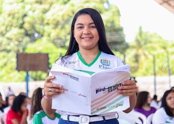 Secretário Washington Bandeira participa da revisão Pré-Enem e Pré-Saeb no município de Uruçuí