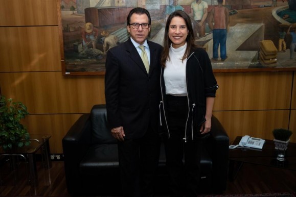 Raquel Lyra visita ministérios em busca de recursos para Pernambuco