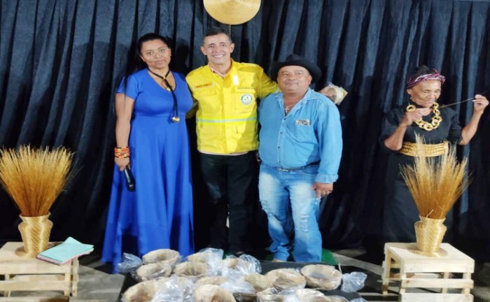 Festa da Colheita: Naturatins entrega 53 licenças para coleta, manejo e transporte do capim-dourado