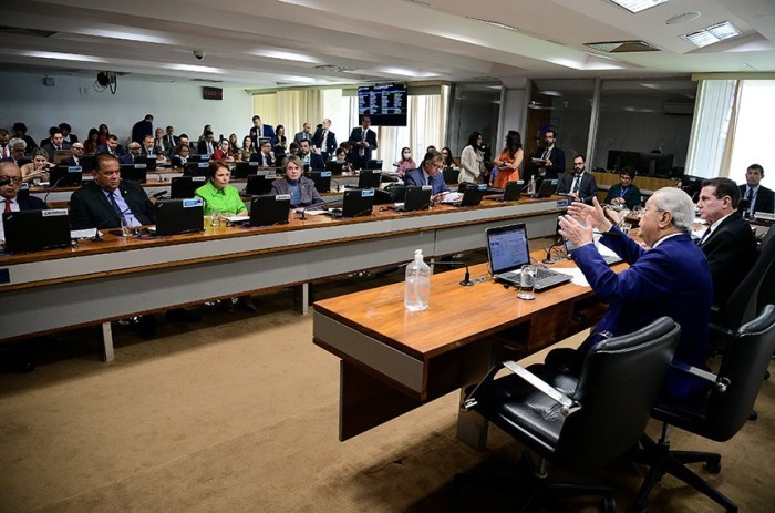 Projeto aprovado na CAE nesta terça poderá seguir diretamente à Câmara, se não houver recurso para Plenário - Foto: Pedro França/Agência Senado