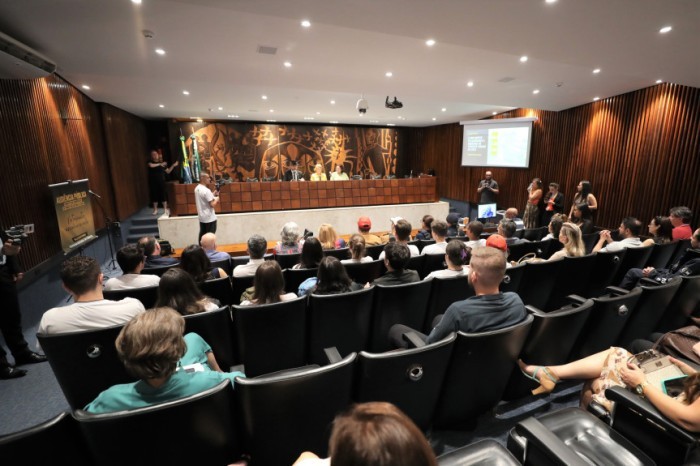 Assembleia ouve especialistas sobre impactos do trânsito no sistema de saúde