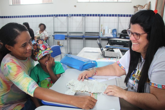Caravana de Direitos Humanos oferta diversos serviços gratuitos à população em Conquista