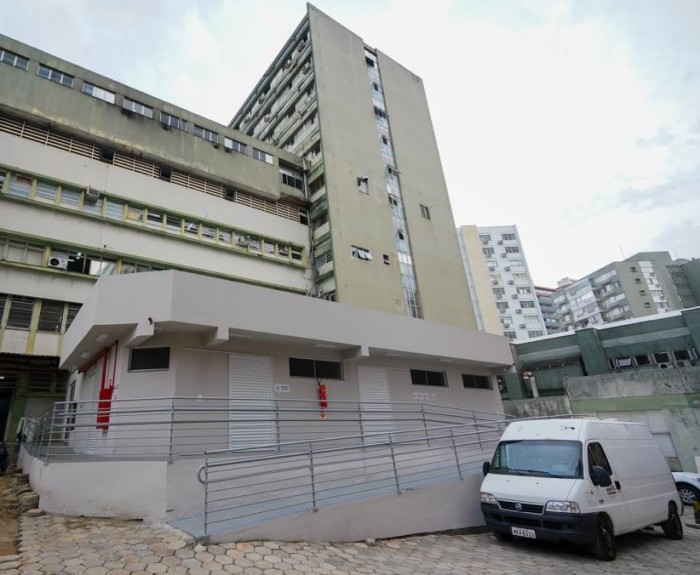 Hospital Governador Celso Ramos ganha novo abrigo de resíduos