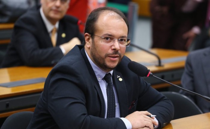 Thiago de Joaldo recomendou a aprovação da proposta - (Foto: Vinicius Loures/Câmara dos Deputados)