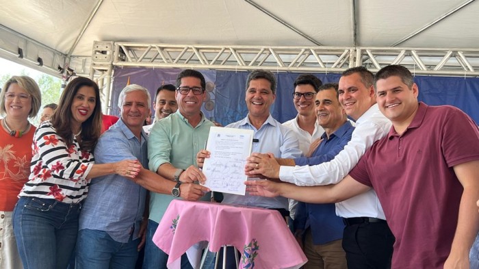 Governo inaugura pavimentação de ruas e anuncia novas obras em Jaguaré