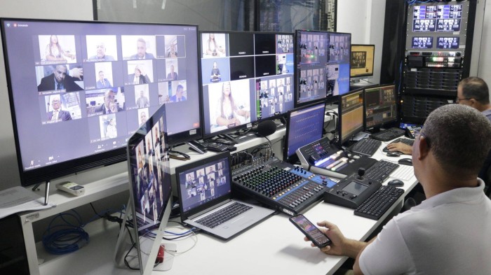 Em duas sessões extraordinárias, Câmara aprova anulação da 11ª Sessão Ordinária