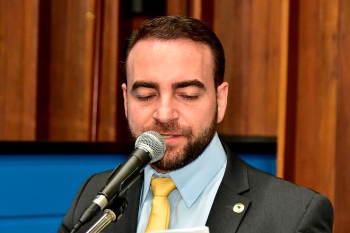 Medalha do Mérito da Juventude Anderson Barão será concedida nesta quarta-feira