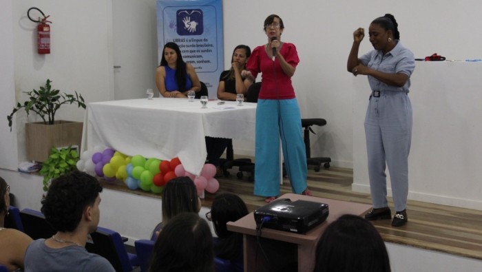 Programação no Centro Municipal Integrado de Educação Inclusiva marca Setembro Surdo