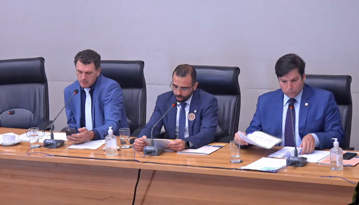 CCJ aprova projeto do Executivo que aumenta alíquotas do ICMS de produtos não essenciais