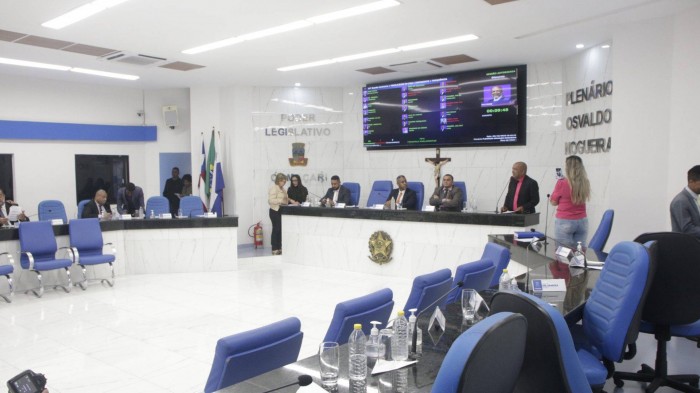 Câmara aprova pedidos de coleta seletiva para orla, via de ligação entre avenidas de Jauá e benefícios para agentes de proteção à infância