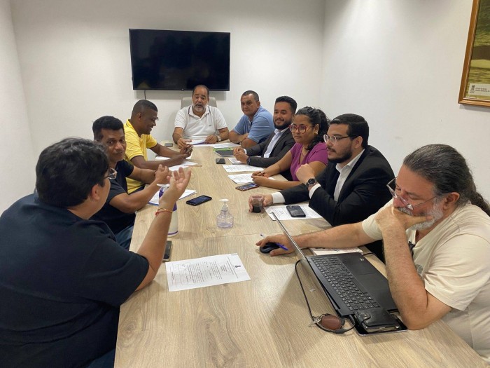 Comissão de Constituição e Justiça aprova projetos que denominam campo e praça em Areias