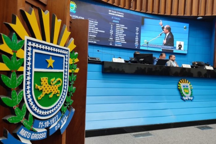 Deputados estaduais devem votar oito projetos nesta quarta-feira