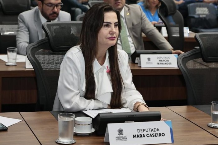 Saúde dos naviraienses recebe atenção da deputada Mara Caseiro