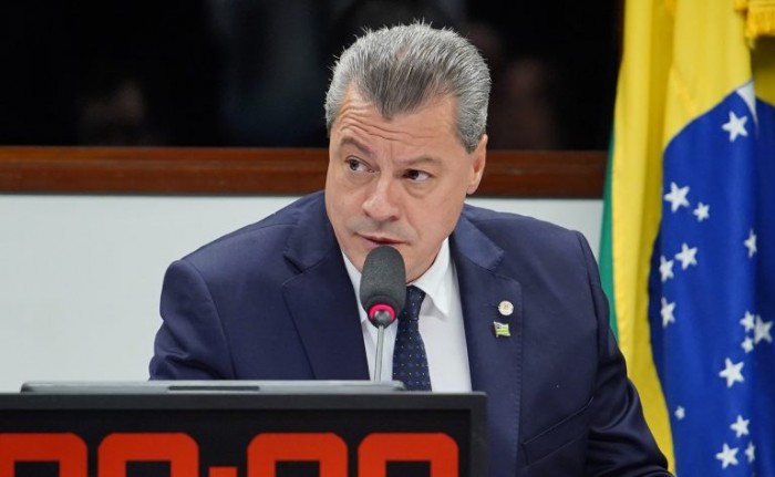 Daniel Agrobom recomendou a aprovação da proposta, com mudanças - (Foto: Will Shutter / Câmara dos Deputados)