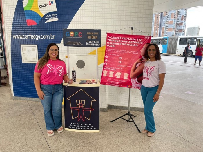 Terminais do Transcol abrem espaço para campanha ‘Outubro Rosa’