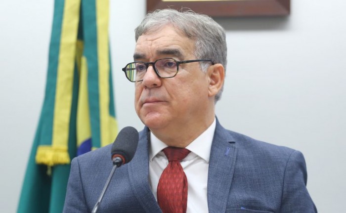 Zé Neto: do jeito que o e-commerce está vai gerar demissões e acabar com o comércio de varejo - (Foto: Vinicius Loures / Câmara dos Deputados)
