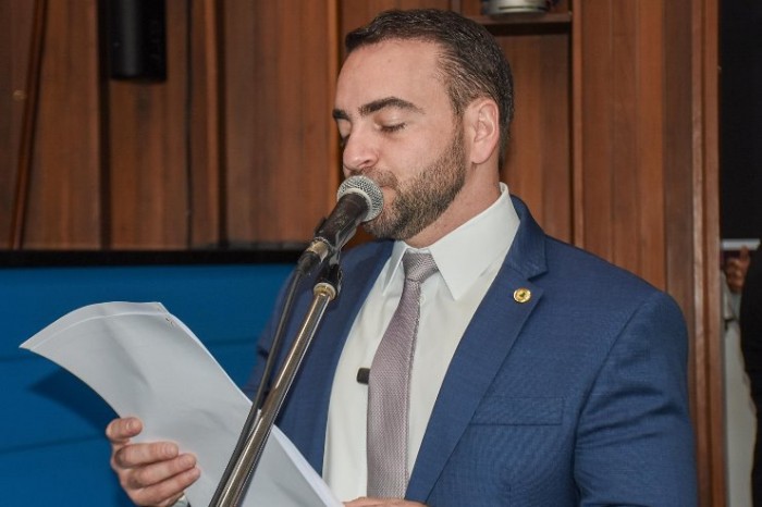 Deputado João César Matogrosso cobra licença-paternidade de 20 dias para militares de MS