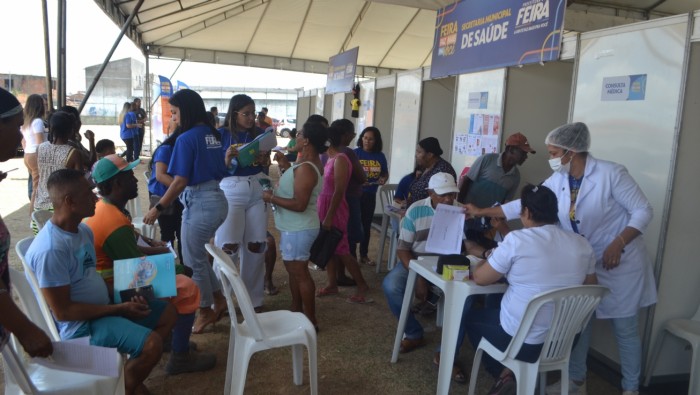 Moradores do bairro Jussara aproveitam o Feira Faz Mais Pra Você para cuidar da Saúde