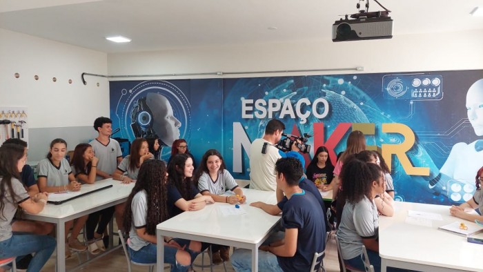 O projeto surgiu durante a aula eletiva chamada Homo plásticos