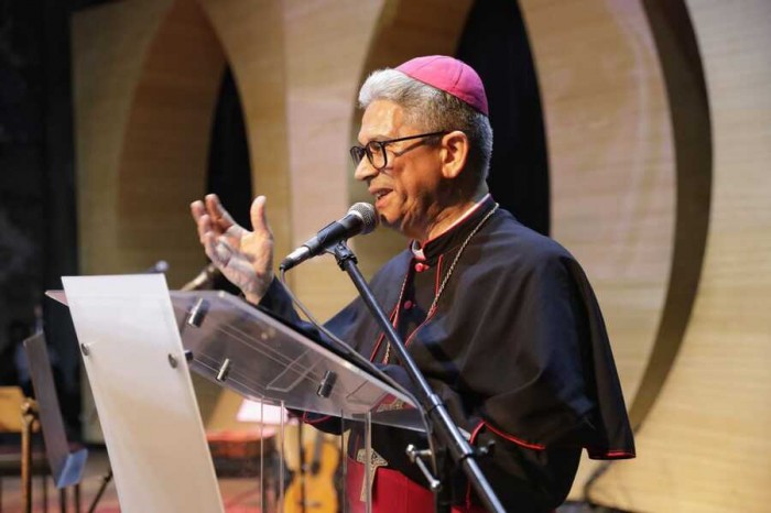 Governador em exercício participa da posse de Dom João Santos Cardoso
