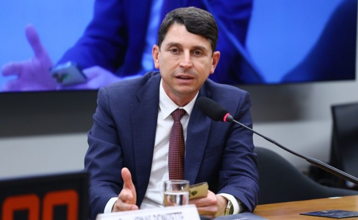 Juninho do Pneu: doença prejudica qualidade de vida dos pacientes - (Foto: Vinicius Loures/Câmara dos Deputados)