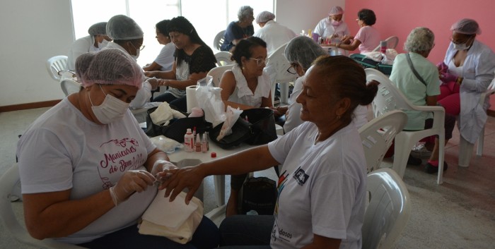 Programação especial da Semana do Idoso segue no Centro de Convivência Zazinha Cerqueira