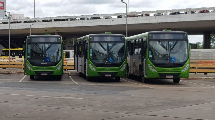 Novas linhas de ônibus atendem a área central de Brasília