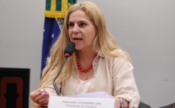 Luizianne Lins propôs o debate na Comissão de Direitos Humanos - (Foto: Renato Araujo/Câmara dos Deputados)