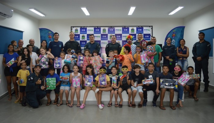 Polícia Militar do 5ºBPM e ACS Regional Coxim celebram o Dia das Crianças com muita alegria e integração