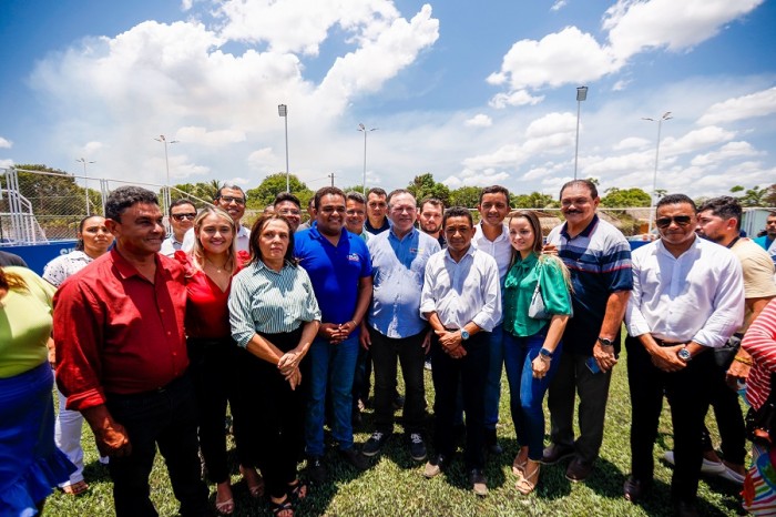 - Governador realiza entrega e vistoria de obras em Alto Alegre do Maranhão. (Foto: Brunno Carvalho).