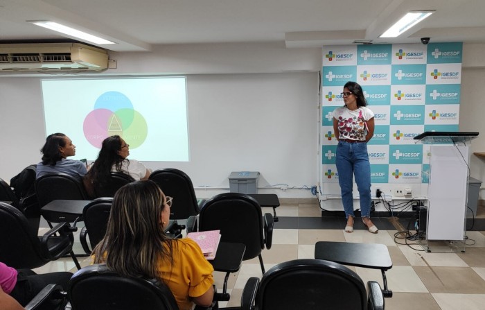 Simpósio no HBDF discute prevenção e tratamento do câncer de mama