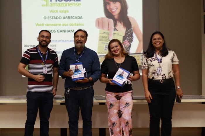 Campanha Nota Fiscal Amazonense realiza entrega de cheques simbólicos para vencedores na Sefaz