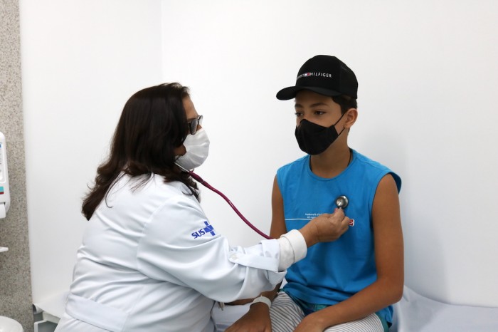 HCB destaca importância dos profissionais que cuidam da vida 