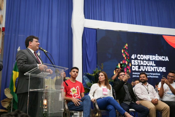 Governador discute elaboração de políticas públicas na Conferência Estadual de Juventude