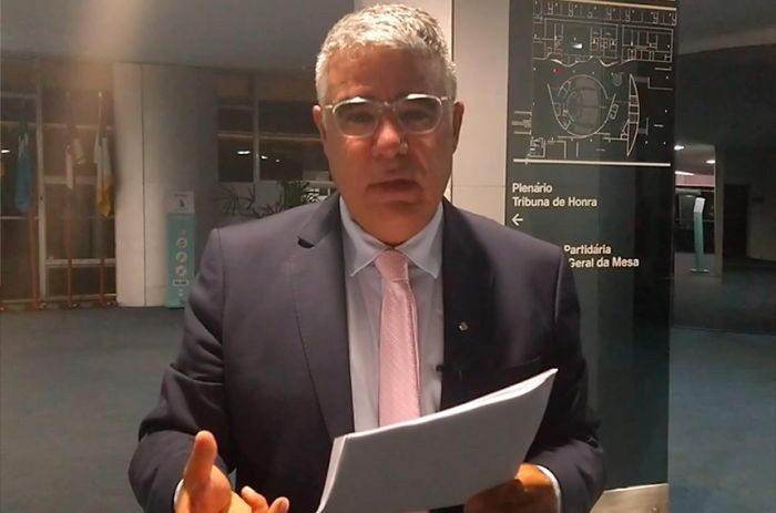 Para o senador, o deputado "errou, excedeu-se e ofendeu", mas não cabe ao STF puni-lo - (Foto: Reprodução TV Senado)