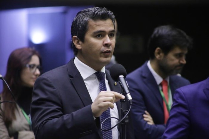 Comissão aprova punição para entidade que não cumprir seus deveres em relação a idosos