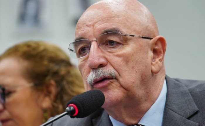 Nísia Trindade (C): temas foram sugeridos em Conferência Nacional de Saúde - (Foto: Julia Padro / Câmara dos Deputados)